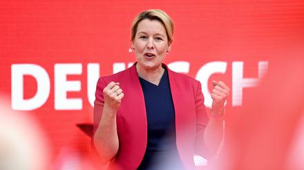 Laut Umfrage soll die Partei von Franziska Giffey 23 Prozent der Stimmen bekommen. 