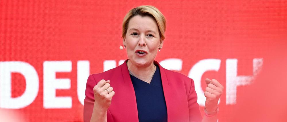 Laut Umfrage soll die Partei von Franziska Giffey 23 Prozent der Stimmen bekommen. 