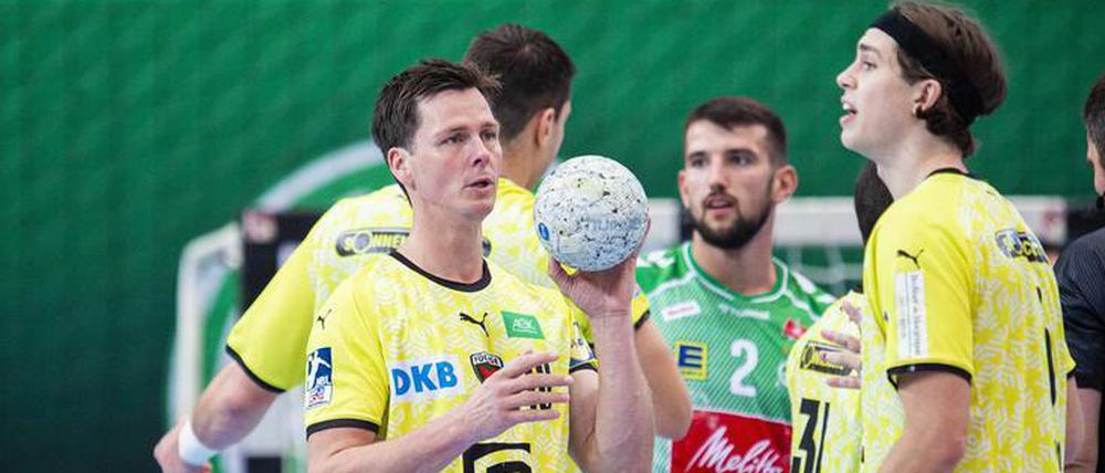 Hans Lindberg wurde den Ball irgendwann dann auch wieder los.