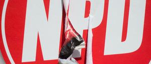 Ruiniert. Die NPD hat auch bei den Wahlen am Sonntag die Hürden zur staatlichen Teilfinanzierung nicht geschafft. Nun droht die Pleite
