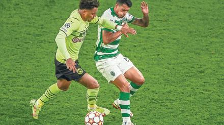 Bann gebrochen. Malen (l.) erzielte das 1:0 für den BVB gegen Sporting. 