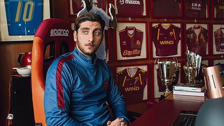 Opfer der Realitätsverdrängung. Francesco Totti (Pietro Castellitto). 