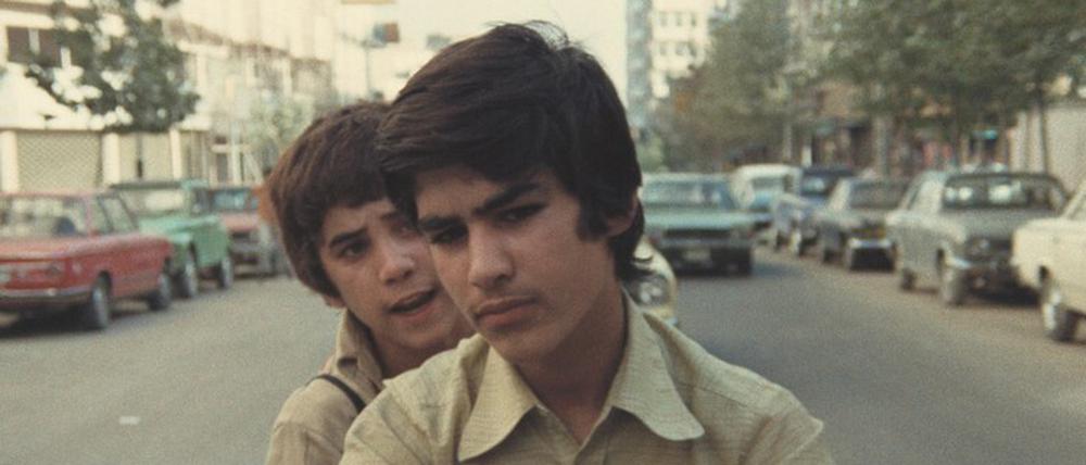 Das Leben, ein Abenteuer: die jungen Protagonisten aus Abbas Kiarostamis „The Wedding Suit“ auf Spritztour. 