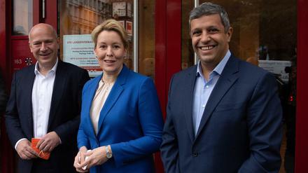 Konstruktiv. Kai Wegner (CDU, links), Franziska Giffey und Raed Saleh (SPD) trafen sich am Montag zu Sondierungen.