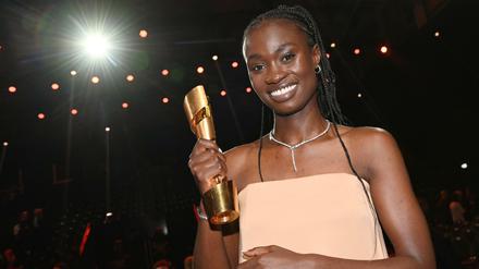 Lorna Ishema gewinnt mit der Komödie "Ivie wie Ivie" die Lola für die beste weibliche Nebenrolle.