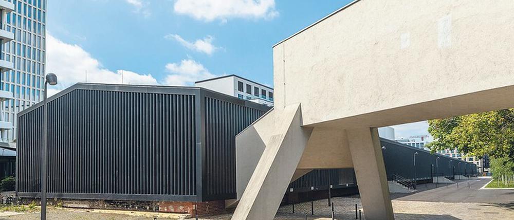 Das war knapp. Dem Hamburger Bahnhof bleiben die Rieckhallen als Ausstellungsfläche für Gegenwartskunst erhalten.