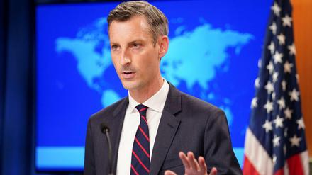 Ned Price, Sprecher des US-Außenministeriums, berichtet über das Treffen mit den Taliban in Doha.