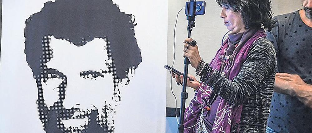 Unterdrückt. Ein Plakat zeigt den inhaftierten türkischen Impresario Kavala.