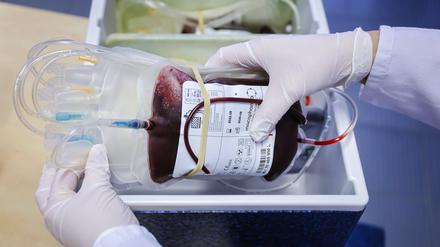 Das Blutspenden in Großbritannien wird vereinfacht.