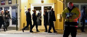 Polizeiermittler an einem Tatort in Kongsberg