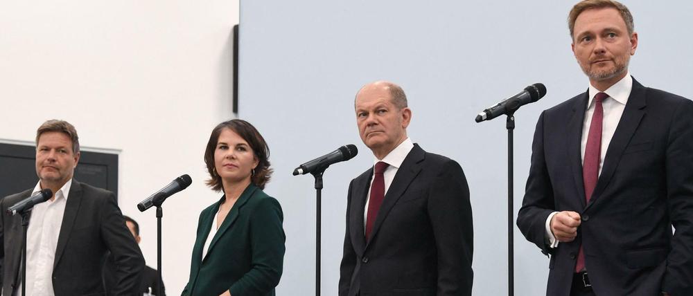 Parteichefs und Kanzlerkandidaten der Ampel-Parteien haben sich für Koalitionsverhandlungen ausgesprochen.