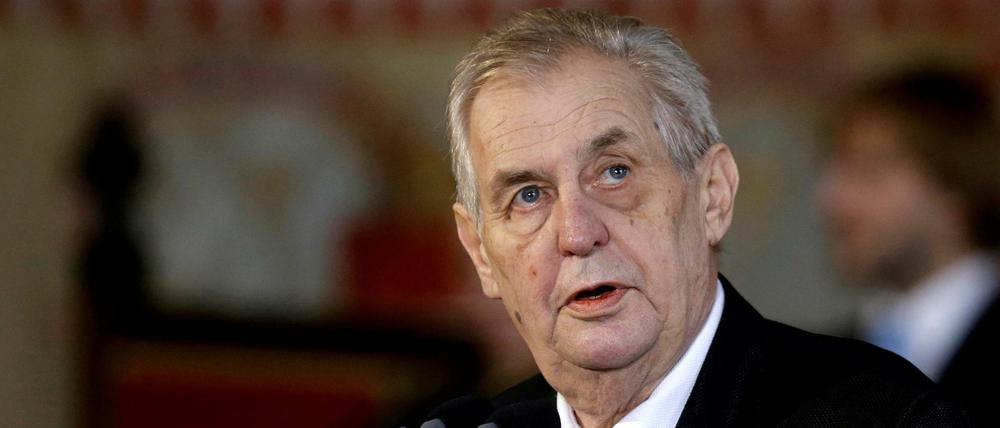 Milos Zeman wurde Sonntag in die Prager Uniklinik eingeliefert.
