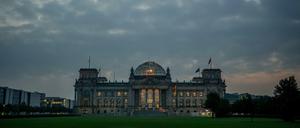 Die Abgeordneten des Deutschen Bundestages entscheiden über Anfechtungen der Bundestagswahl.