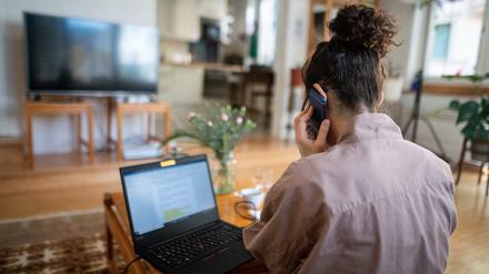Hoffentlich spielt die Technik mit: Im Homeoffice ist man auf ein funktionierendes Internet angewiesen. 