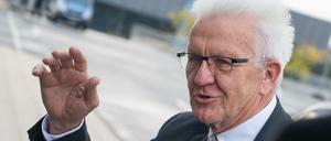 Winfried Kretschmann (Bündnis 90/Die Grünen) ist Ministerpräsident in Baden-Württemberg.