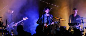 Die Band Apparat bei einem Konzert in Dresden im Herbst 2021.
