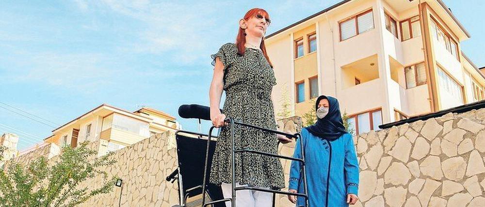 Rumeysa Gelgi mit ihrer Mutter