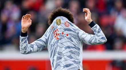 Auch mit Sichteinschränkung haben die Bayern keine Mühe in der Bundesliga.