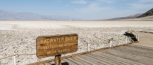 Im „Tal des Todes“ in der Mojave Wüste in Kalifornien liegt mit 85,5 Meter unter Null der tiefste Punkt Nordamerikas.