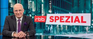 Vom "RBB Spezial - Der Talk" zu "Wieprecht". Am Dienstag um 22 Uhr im RBB-Fernsehen hat Moderator Volker Wieprecht folgende Gäste: Den Ex-Regierenden Klaus Wowereit, Tagesspiegel-Chefredakteur Lorenz Maroldt, Jessyca Staedtler vom Verband „Die jungen Unternehmer“ und Leona Lynen, Projektentwicklerin für ein vielfältiges und bezahlbares Berlin. 