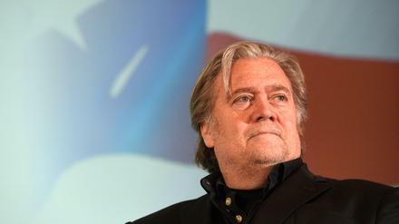 Steve Bannon.