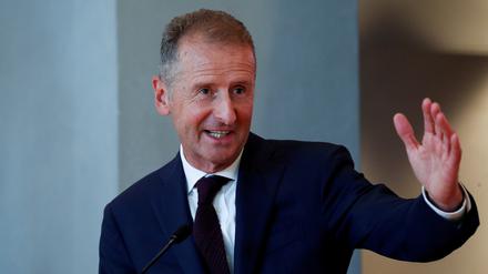 Volkswagen-CEO Herbert Diess mischt sich immer wieder in die Energie- und Verkehrspolitik ein - zum Teil mit überraschenden Forderungen.