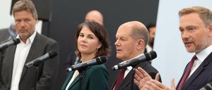 Die Ampel-Macher: Robert Habeck, Annalena Baerbock, Olaf Scholz, Christian Lindner.