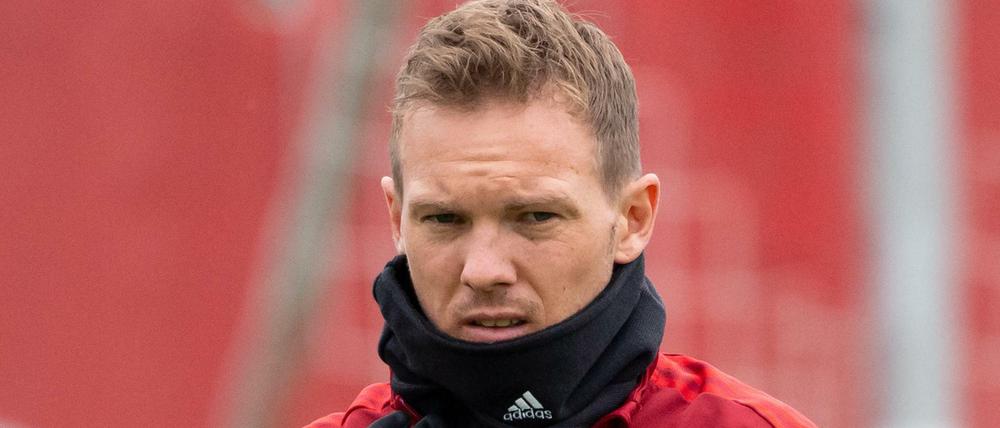 Vorerst kein Gestikulieren an der Seitenlinie mehr. Julian Nagelsmann muss sich in häusliche Isolation begeben.