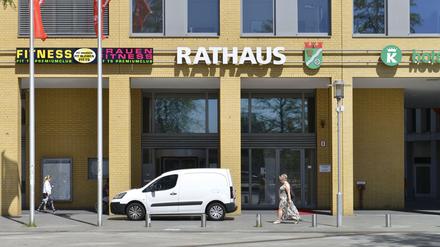 Wer zieht hier ein? Das Rathaus in Hellersdorf.