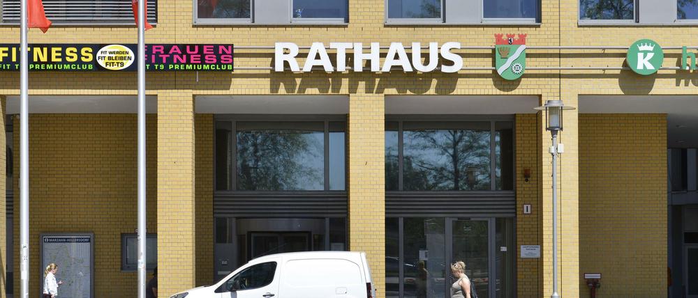 Wer zieht hier ein? Das Rathaus in Hellersdorf.
