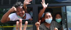 Amnestie in Myanmar: Freigelassene in Yangon