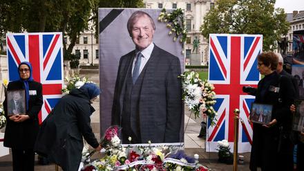 Gedenken an den ermordeten David Amess in London
