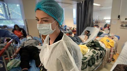 Am Rande der Kapazität: Ein überfüllter Corona-Isolationsraum im Universitäts-Notfallkrankenhaus in Bukarest.