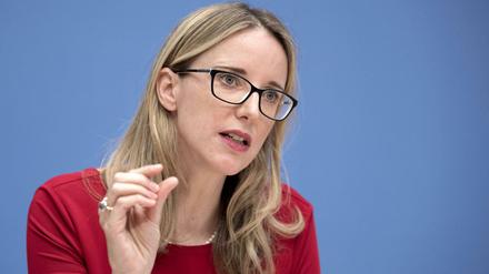 Die Ethikrat-Vorsitzende Alena Buyx spricht sich gegen mögliche Triage-Nachteile von Ungeimpften aus.
