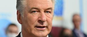 Hollywood-Star Alec Baldwin erschoss unabsichtlich eine Kamerafrau.