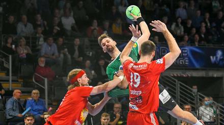 Fabian Wiede (am Ball) hatte mit den Füchsen alles im Griff. 