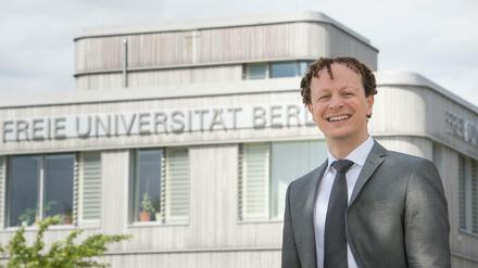 Klaus Hoffmann-Holland, Erster Vizepräsident der Freien Universität.