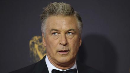 US-Schauspieler Alec Baldwin hat beim Filmdreh eine Kamerafrau erschossen.