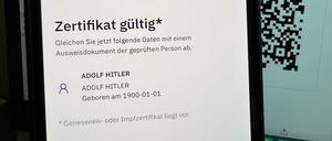 Gültiges Zertifikat mit Fakenamen in der deutschen „CovPass Check“-App.