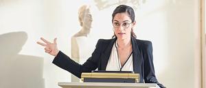 Mit besseren Argumenten zur Wahrheit: Jura-Studentin Naima (Nilam Farooq) entdeckt ihr rhetorisches Talent.