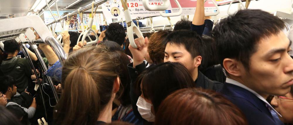 Rush-hour in der Tokioter U-Bahn.