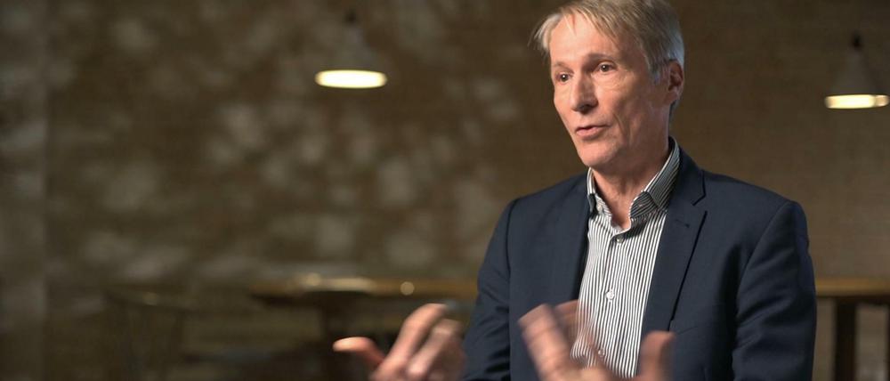 Hubertus Knabe sieht sich als Opfer, auch hier im Interview mit der RBB-Doku "Sondervorgang MeToo".