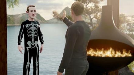 Facebook Chef Mark Zuckerberg zeigt mit seinem Avatar die Vision vom Metaversum.