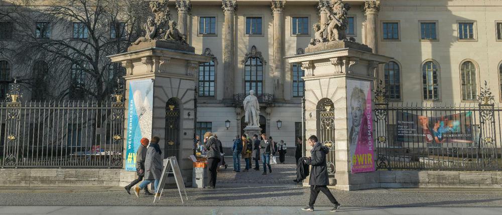 Hauptgebäude der Humboldt-Universität, Unter den Linden in Berlin-Mitte.
