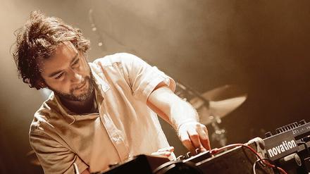 In seinen verschiedenen Bands experimentiert der Komponist Maurice Louca mit gruppendynamischen Prozessen.