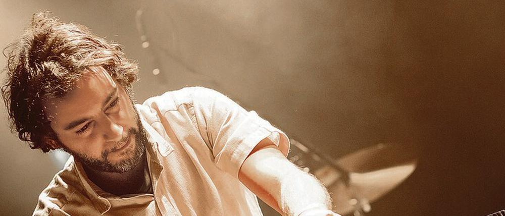 In seinen verschiedenen Bands experimentiert der Komponist Maurice Louca mit gruppendynamischen Prozessen.