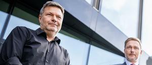 Werden als mögliche Finanzminister gehandelt: Robert Habeck, Bundesvorsitzender von Bündnis 90/Die Grünen und Christian Lindner, Parteivorsitzender der FDP, bei einem Pressestatement nach Sondierungsgesprächen von Bündnis 90/Die Grünen und FDP nach der Bundestagswahl.