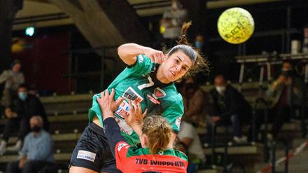 Obenauf. Bei einem Sieg am Samstag im Spitzenspiel gegen Waiblingen können die Spreefüxxe um Lynn Molenaar mit dem Tabellenführer gleichziehen. 