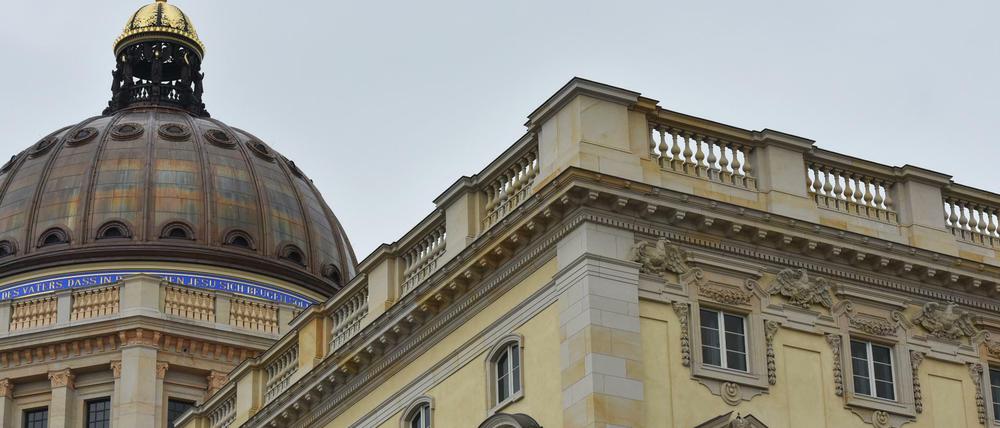 Die Kuppel des Humboldt Forums in Mitte.
