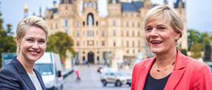 Mecklenburg-Vorpommerns Ministerpräsidentin, Manuela Schwesig (SPD, l), und Linke-Fraktionschefin Simone Oldenburg.
